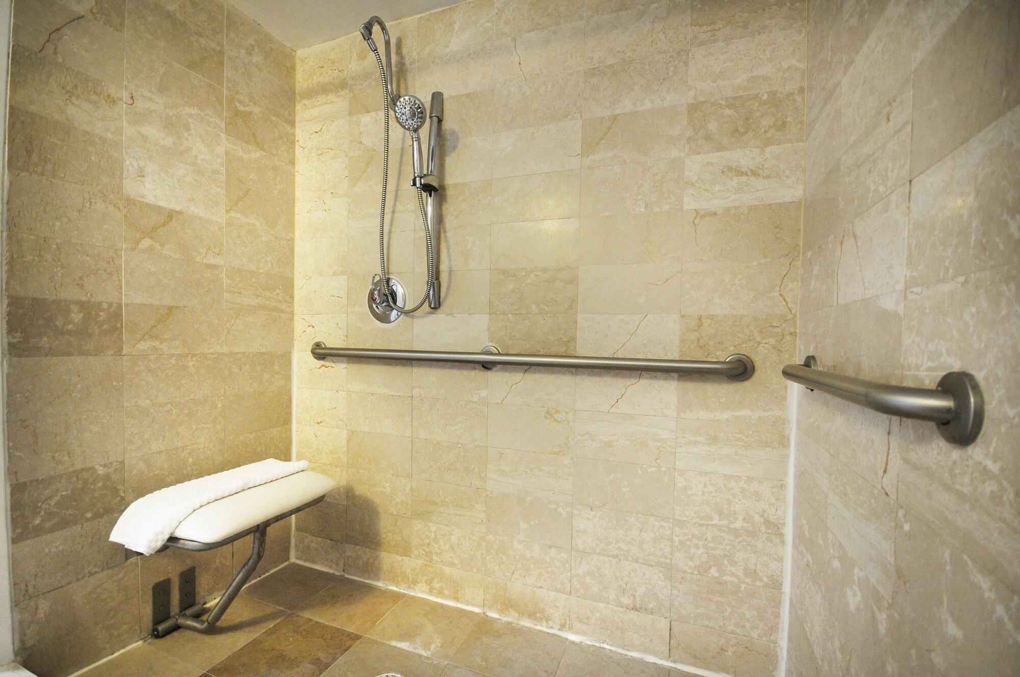מיאמי ביץ' First Street Apartments מראה חיצוני תמונה