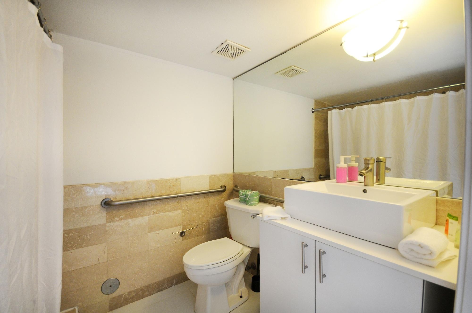 מיאמי ביץ' First Street Apartments מראה חיצוני תמונה