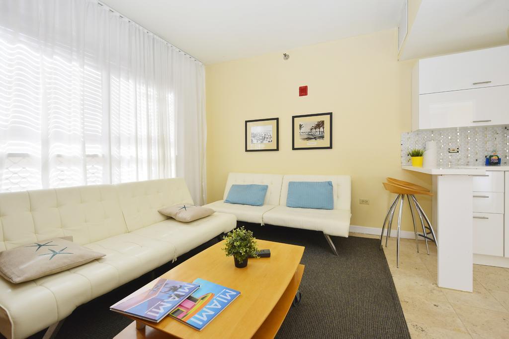 מיאמי ביץ' First Street Apartments מראה חיצוני תמונה